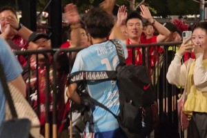 敌人的敌人！海港击败蓉城，赛后