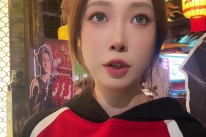 蓉城美女球迷：夺冠庆祝的东西准备了一轮又一轮，跟我来这出